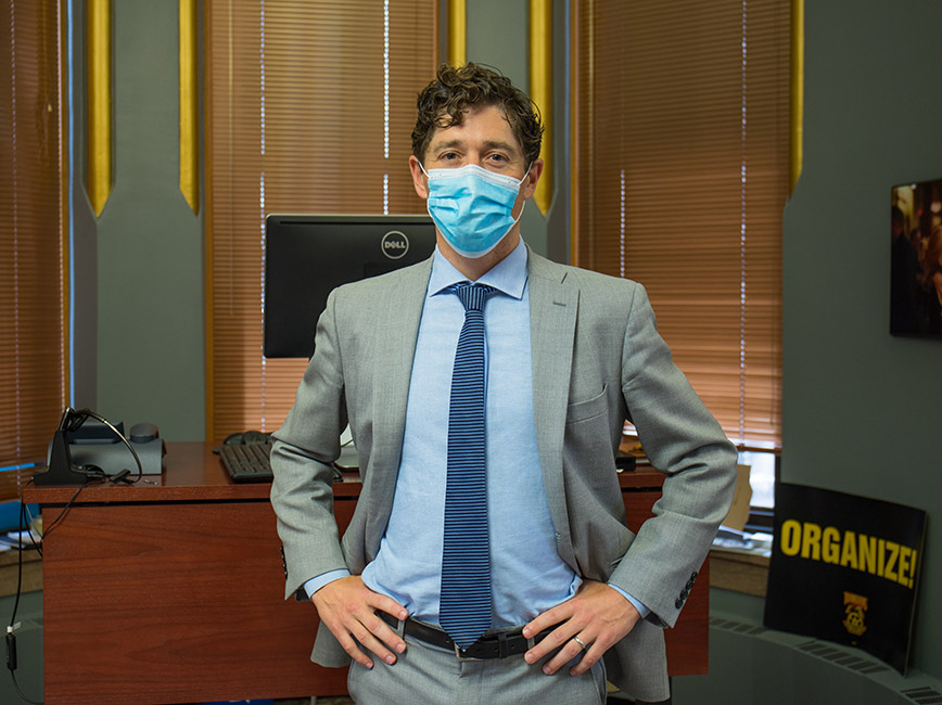 Mayor Jacob Frey wearing a mask to prevent COVID-19