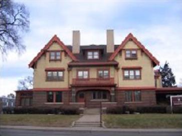 Hewitt House at 126 Franklin Avenue East in 2006