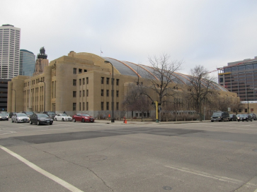 Photograph of the Minneapolis Armory building in 2015