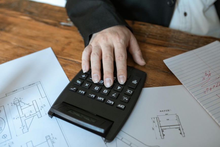 calculate-fees-pexels calculate-fees-pexels